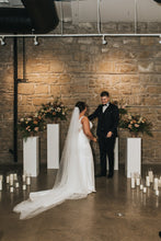 Load image into Gallery viewer, Rust and Terracotta - Lily on the Thames - DIY Wedding Flowers - Terracotta and Rust tones softened by pale Pink and Champagne hues. Irresistible and instagramable. Congratulations on your upcoming wedding! There’s so many things to consider and budget fo
