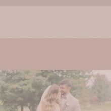 Load and play video in Gallery viewer, Blush and Sage Lily on the Thames - DIY Wedding Flowers Elegant and effortlessly feminine - let us fulfill your vision! As you plan your upcoming nuptials, it&#39;s essential to consider every detail and expense. Luckily, Lily on the Thames has the perfect so
