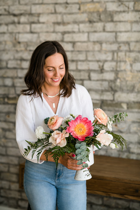Extra Centerpieces OR Bouquets Lily on the Thames - DIY Wedding Flowers ﻿Add on enough flowers for extra bridesmaid bouquets OR centrepieces in your selected colour palette. You can mix and match for what your needs are! THIS PACKAGE IS FLOWERS ONLY. Your