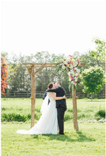 Load image into Gallery viewer, Purple and Peach wedding flowers
